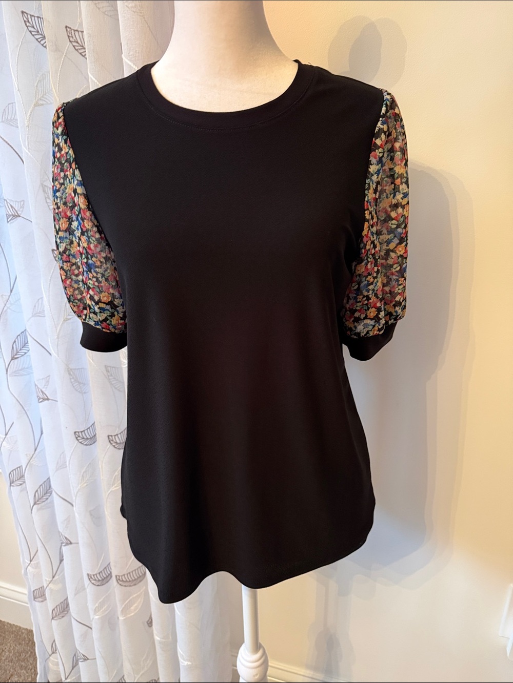 CeCe Black Tee with Floral Puff Sleeves
